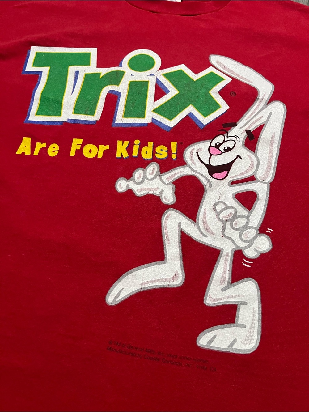 Vintage 2000s Trix Are for Kids! Promo cereal graphic T-shirt XL - Picture 10 of 10